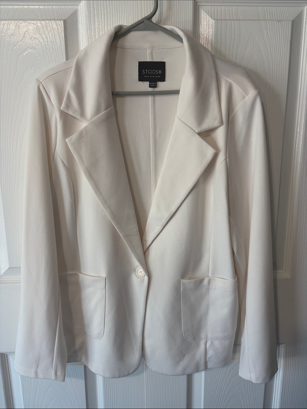 Stoosh Cream Single-Button Notch Lapel Blazer